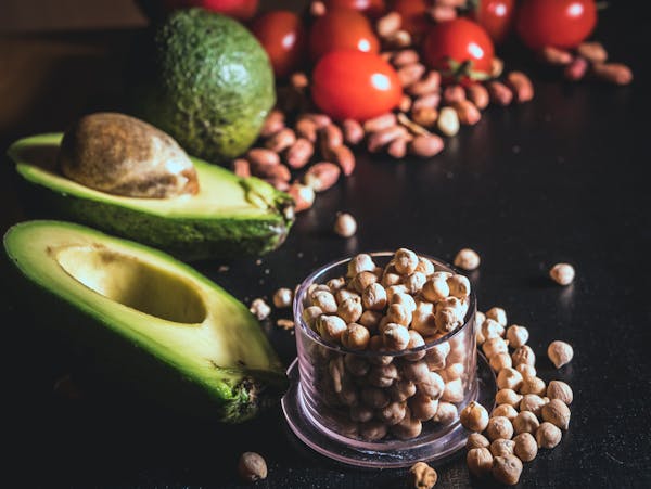 Avocados and nuts add healthy fats. They reduce inflammation and help build muscle fast.