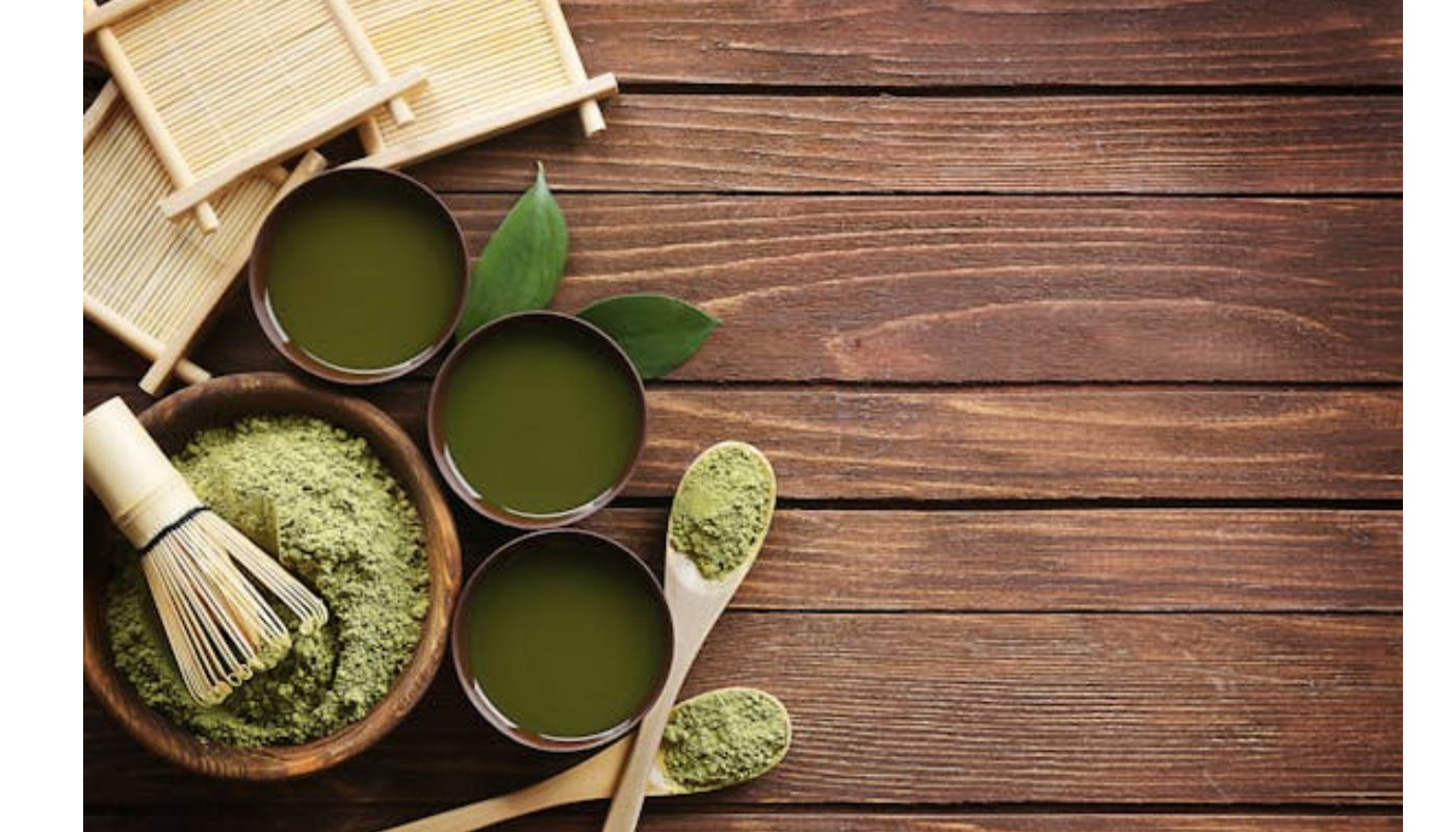 Green tea extract may help with weight loss by boosting calorie burning and supporting metabolism.